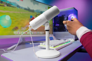 舒尔发布第二代 MV6 USB 游戏麦克风，支持实时可调降噪