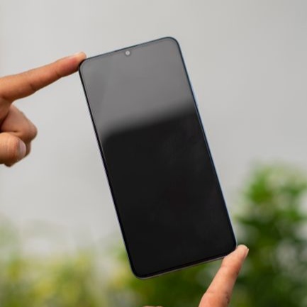 存储器成本占比升至四成,部分智能手机转向LTPS OLED