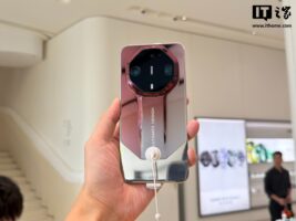 华为 Mate 90 Pro Max 首个版本更新内容曝光:新增四卡三待与3D动态照片